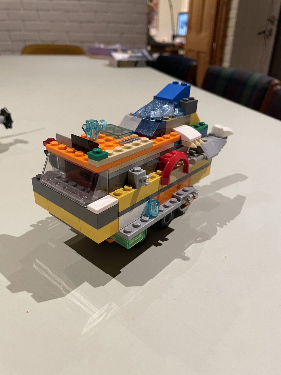 atsoiboy's tweet photo. #BuildLikeAMaster @LEGO_Group The second build with my nephew over Xmas. A Luna Buggy https://t.co/RUB0aiHlwz