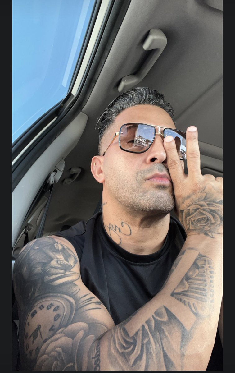 CharlieCruz's tweet photo. Salud y bendiciones para todos!! #recordaresvivir pronto 🔜 #salsa #palruffo https://t.co/AYheURS1Rx