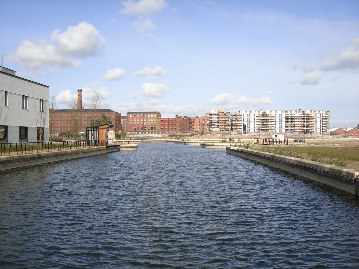 rebuildingmcr's tweet photo. 2009 > 2021 - New Islington https://t.co/7A9yOdJL22