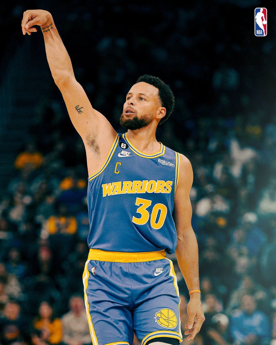 NBA's tweet photo. STEPH BACK! 💦

@StephenCurry30 returns to the @warriors lineup tonight vs. Phoenix at 10pm/et on TNT! https://t.co/B2HHsYvkLl