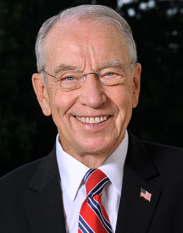 kwitkoji's tweet photo. SPM NEWS:  WASHINGTON –Senator Chuck Grassley (R-Iowa) today hurt his hip and will have surgery this week. He is otherwise in good spirits and is expected to make a full recovery. #SiouxlandPublicMedia https://t.co/dtSDWs29oh