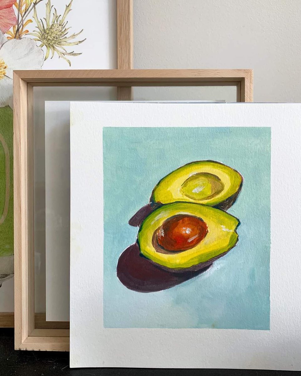 This year I want to try oil painting. I have done a couple of paintings in the past, but I was just making it up as I go.

I have signed up to a few online classes this year, so hopefully I will learn properly and be more confident with the medium🤞 

#oilpainting #learntopaint