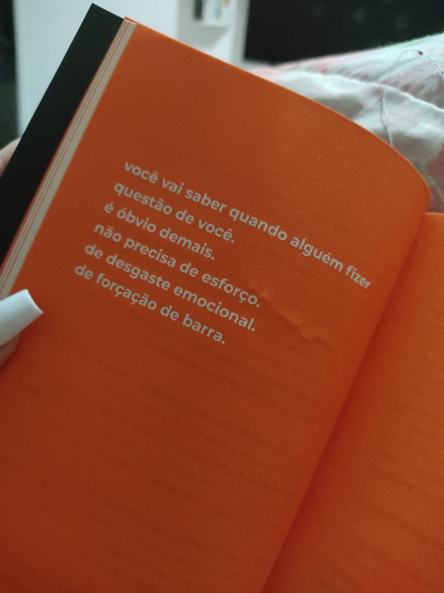 📖: Para todas as pessoas resilientes.