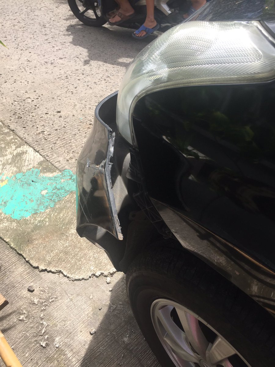 Pernah nabrak mesin genset karena kopling sama gas ga stabil akhirnya mobilnya lepas kendali dan bonyok parah. Terus pasti user manual alamin adalah mundur ditanjakan dan itu sering terjadi, udah panik ditambah mesinnya mati wkwkwk