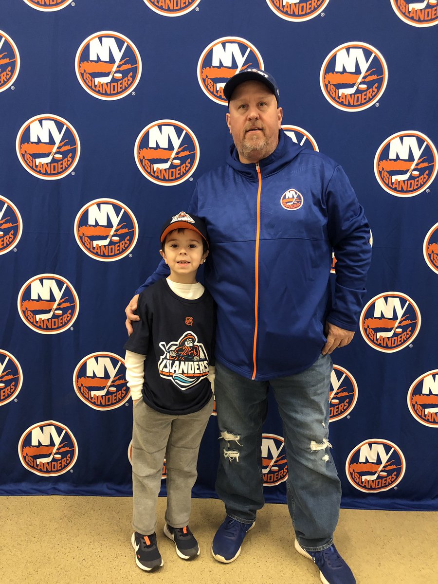 TVB110's tweet photo. Took Daddy to the @NYIslanders game tonight on his birthday!!
#LGI #Islanders https://t.co/LXZGWuqCiE