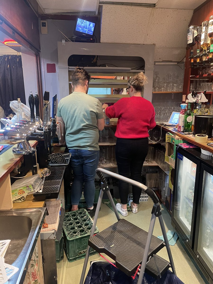 AdamLevell5's tweet photo. What happens on Mondays?
Bit of a revamp on the Bar! 

#bar #pub #venue #alcohol #booze #boozer #gay https://t.co/K41kmDruNy