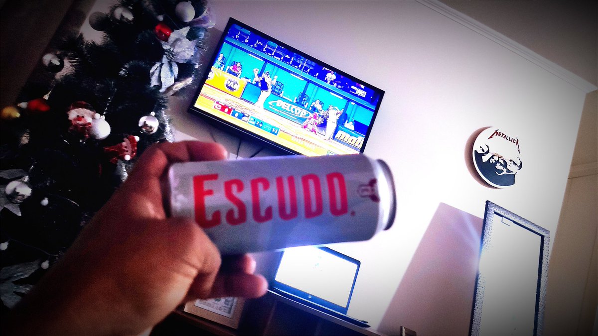 dropzoneJR's tweet image. #ivclvbp De Aragua soy A los Tigres voy.... Saludos desde Chile