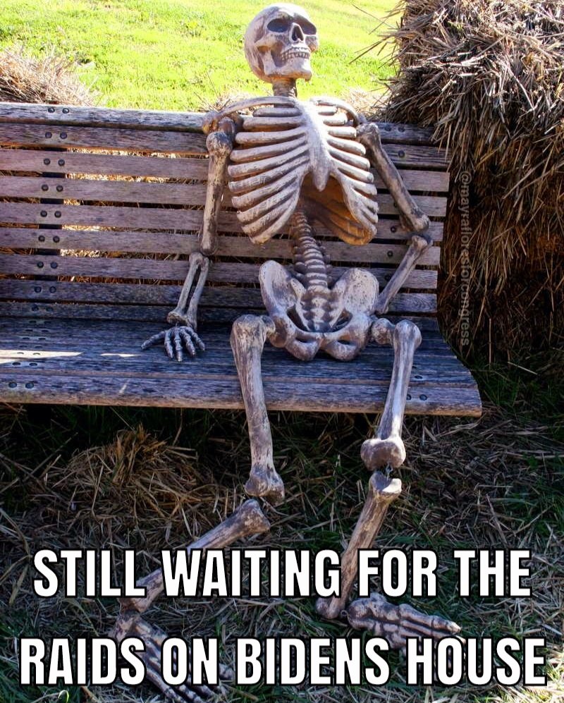 MayraFlores4TX's tweet photo. Still waiting... https://t.co/lD0rue7vxh