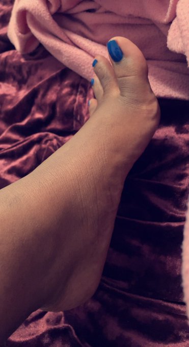 Toesday 💙 https://t.co/5Db6KKYkxq<a href="/tag/mvsales"class="tags"><span>#mvsales</span></a>