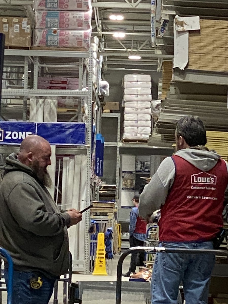 Lowe’s 701 - Wilkesboro, NC (Hometown Store) This team is laser focused on reaching our weekly goals for MVP Bonus Days-Pro Event Days. We are closing large sales, getting NEW pro apps &amp; MVP’s. Let’s end our fiscal year PRO STRONG!
#TheProRally #PandoraHodges #Lowes
