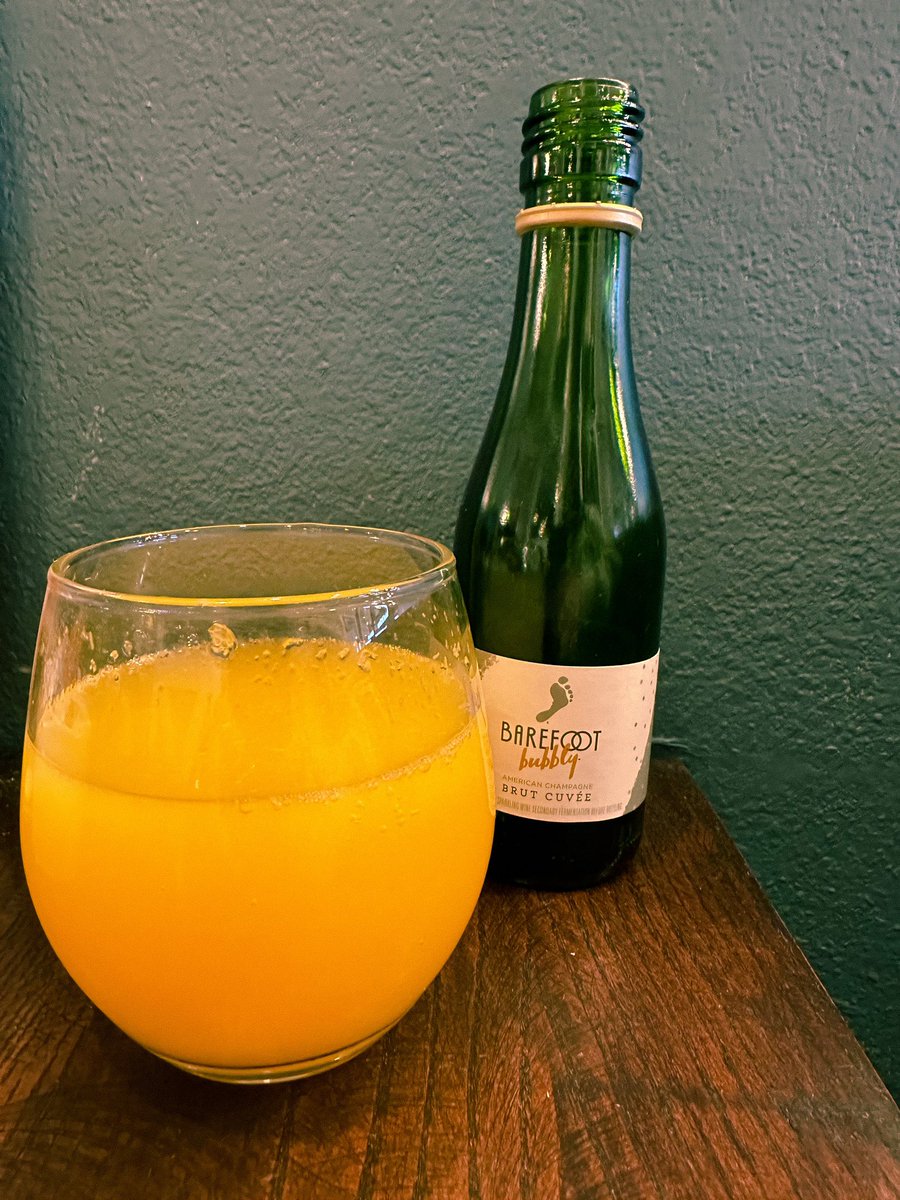 loganglazier's tweet photo. brunch was very photogenic https://t.co/sFoDQV2YWG