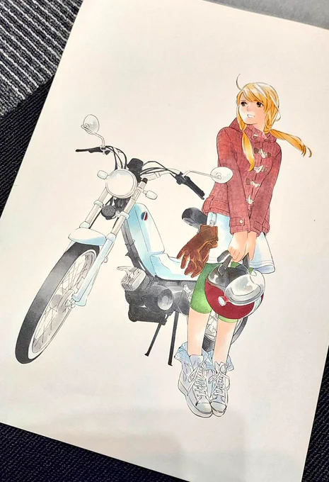 白石さんと絡むとなんか面白くなるのは、漫画もイラストもドラマもおんなじですな。白黒並べるだけで絵になるのでありがたい氷柱ちゃんの絵に描いてあるのは、当時私が乗ってた愛車(モペット)。プジョーのヴォーグといって、自転車のペダルがついた原付です。なつかし～#クロサギ 