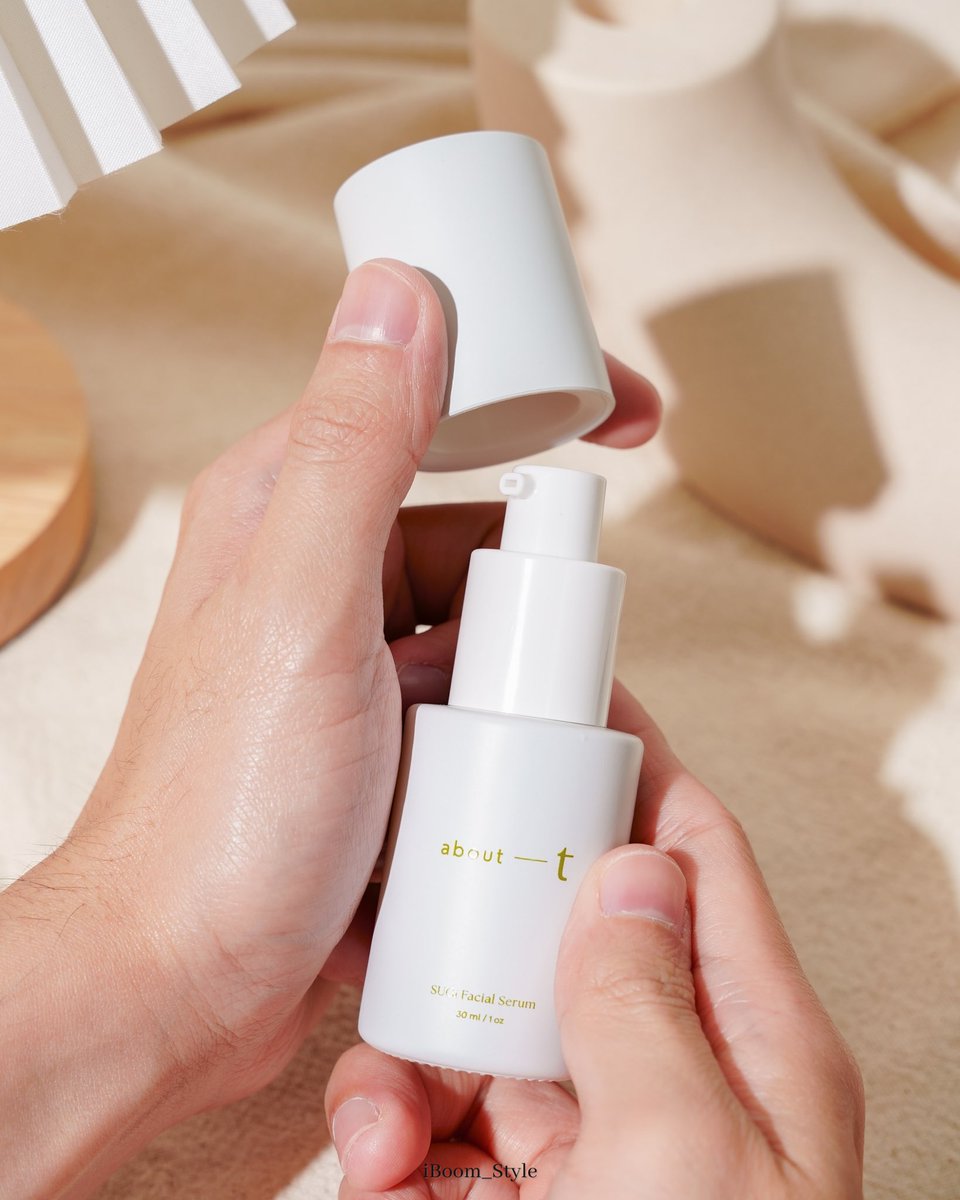 iBoomStyle's tweet photo. about-t อีกหนึ่งแบรนด์ไทยที่ตกเราได้ตั้งแต่เห็น Packaging สุดมินิมอล!

ไหนจะ Neuro-Cosmetic Ingredient เทรนด์ใหม่ของวงการสกินแคร์ที่น่าจับตามองที่ทางแบรนด์จัดให้แบบจุกๆ

เอาเป็นว่าใครโดนตกเหมือนเรารายงานตัวมาซะดีๆ แต่ตอนนี้เราขอตัวไป enjoy กับน้อลทั้ง 2 ก่อนนะเคิ๊บ #aboutt https://t.co/6lUmxSe3VI