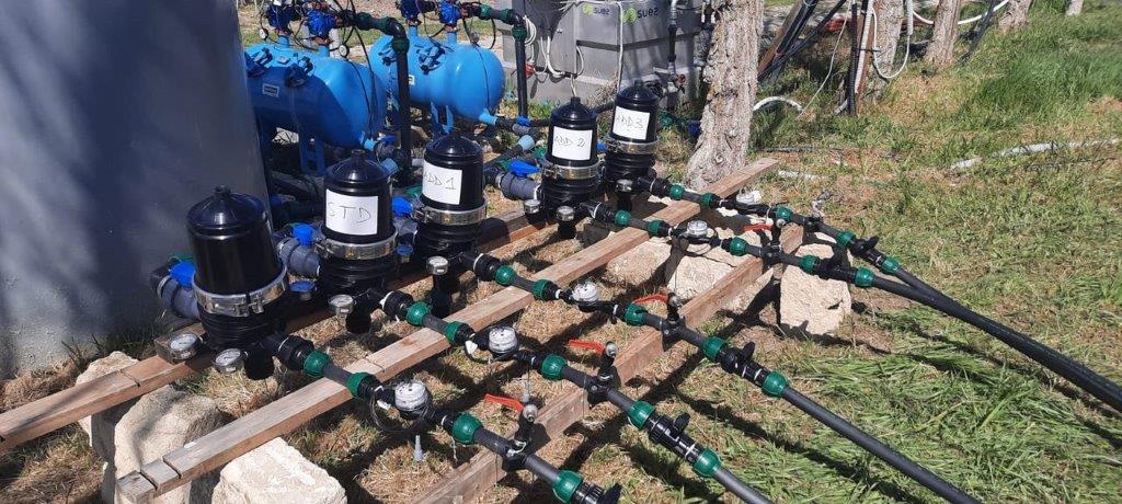AgriWater4's tweet photo. 𝐖𝐨𝐫𝐤𝐬𝐡𝐨𝐩 Progetto PON Water4AgriFood (@AgriWater4): 𝐩𝐫𝐞𝐬𝐞𝐧𝐭𝐚𝐳𝐢𝐨𝐧𝐞 𝐝𝐞𝐢 𝐫𝐢𝐬𝐮𝐥𝐭𝐚𝐭𝐢 𝐝𝐞𝐠𝐥𝐢 𝐎𝐛𝐢𝐞𝐭𝐭𝐢𝐯𝐢 𝐑𝐞𝐚𝐥𝐢𝐳𝐳𝐚𝐭𝐢𝐯𝐢 𝟏 𝐞 𝟓
📅 𝟏𝟐/𝟎𝟏/𝟐𝟎𝟐𝟑 👇👇👇👇
https://t.co/eQMaDKb9zS https://t.co/8HUOALjTLB