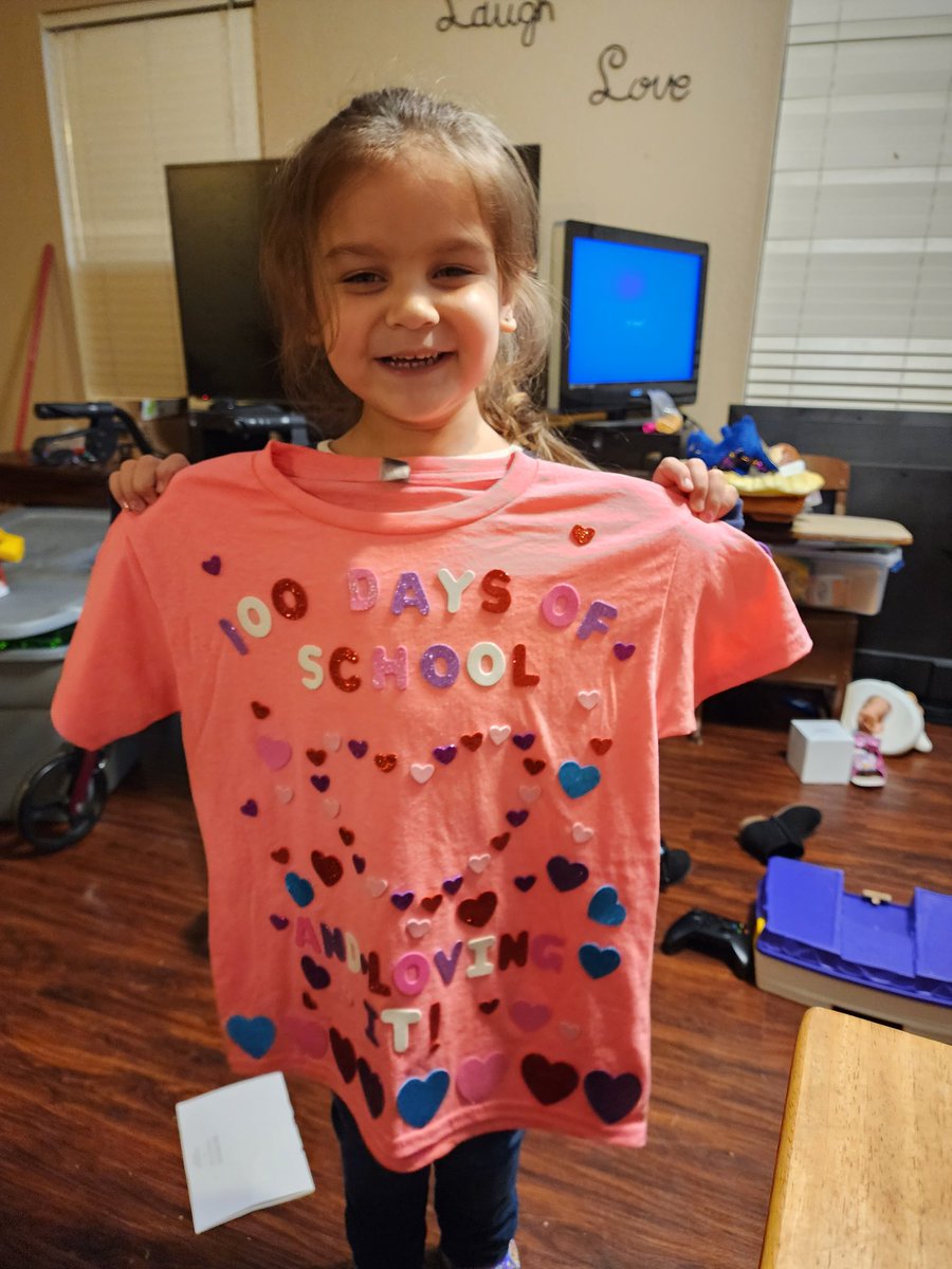 Jessica_Lavon's tweet photo. Getting ready to celebrate the 100th day of school tomorrow! 100 days of school and loving it! @CFISDAndreELC https://t.co/f6IviO3QkV