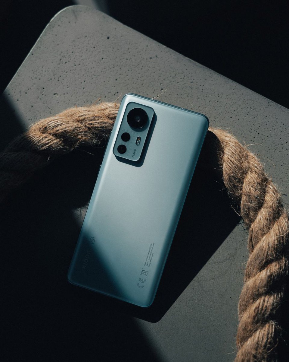 Xiaomi_PH's tweet photo. The #Xiaomi12 is more than just a phone, it's a technological masterpiece. #MasterEveryScene

Xiaomi 12 (8+256GB): Php 39,999 https://t.co/n5z2Qm68ce