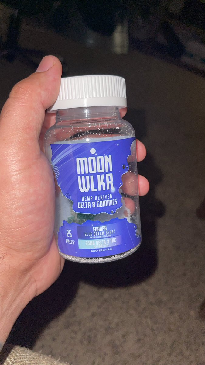 thedannydank's tweet photo. Straight fire if you haven’t tried this brand. I “high-ly” recommend🖤😂 did ya see what I did there?😊@moonwlkrthc https://t.co/GVOTGFDSFj