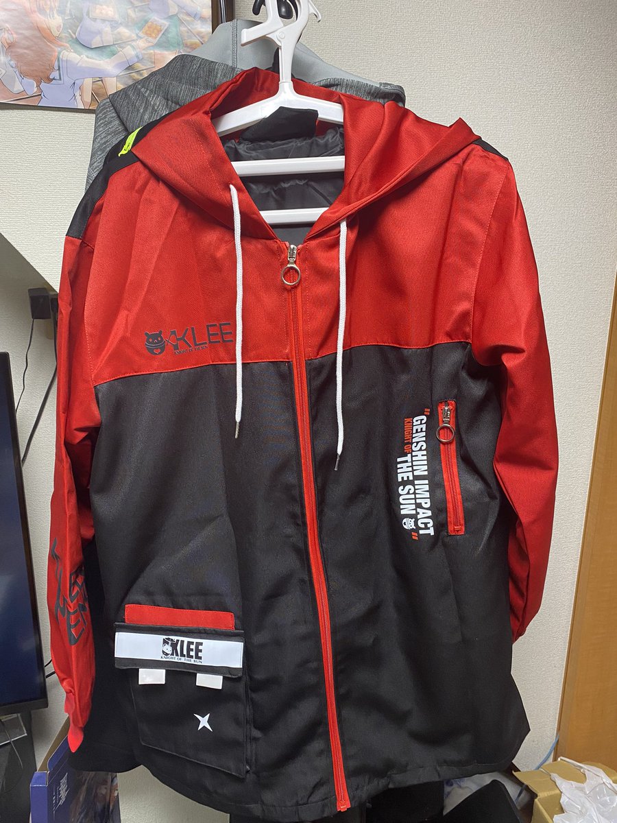 原神のクレーモデルコート届いた!
生地もしっかりしてて結構いいぞ!!
ちなみに公式かどうかは知らんwww
RUIBOCOS 原神クレー 印象コートTシャツ セット コスプレ衣装 男女兼用 秋冬服 (コート,XXXL) https://t.co/X2PuWxb6gQ #Amazon 