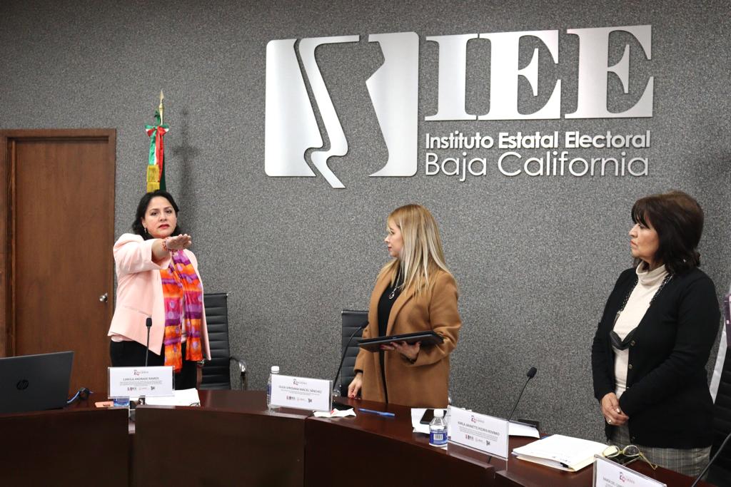 oppmujeresbc's tweet photo. También se tomó protesta a la Magistrada Carola Andrade Ramos, Presidenta del #TJEBC, como integrante permanente del Consejo Estratégico del #OPPMBC. https://t.co/Wj0ATg726c