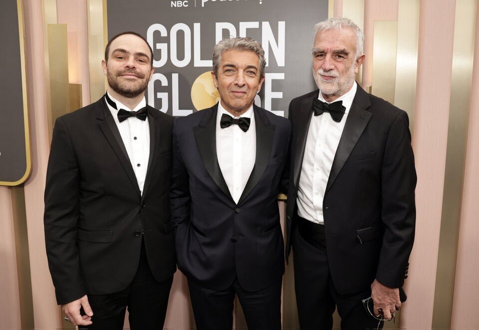 anyataylorjoyar's tweet photo. ahora a hacer fuerzas para que gane argentina 1985 🤞🏻 #goldenglobes https://t.co/VCs5hUChhX