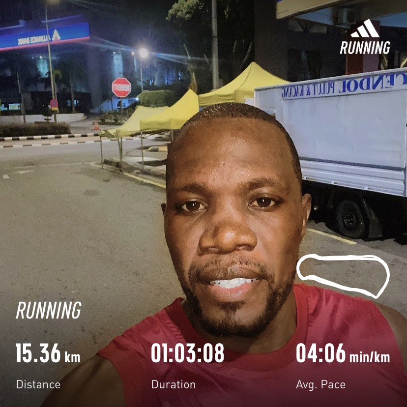 arthurKadima's tweet photo. Acknowledge all your SMALL VICTORIES. They will eventually add to something GREAT.
#runningwithtumisole
#runwitharthurk
#RUN2022
#nikerunning
#adidasruntastic
#runaddicted
#halfmarathon
#IPaintedMyRun 
#FetchYourBody2022 
#RunningWithLulubel https://t.co/A5e4avF3ih