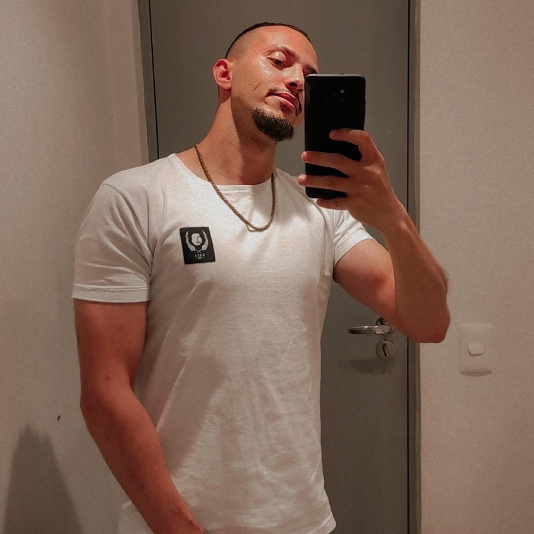 Fellipesrocha94's tweet photo. #NewProfilePic https://t.co/rwxVsICrBK