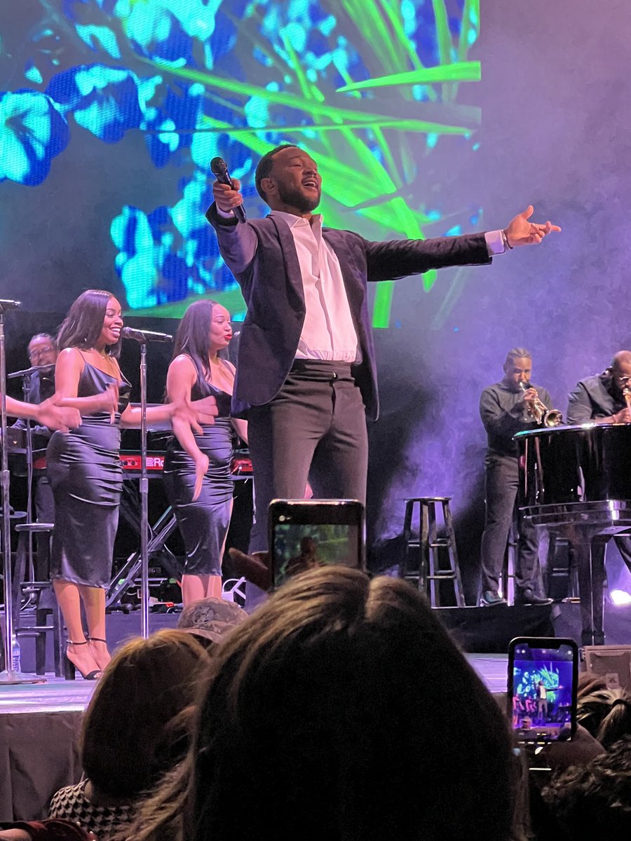 Alex Fischer tweet media