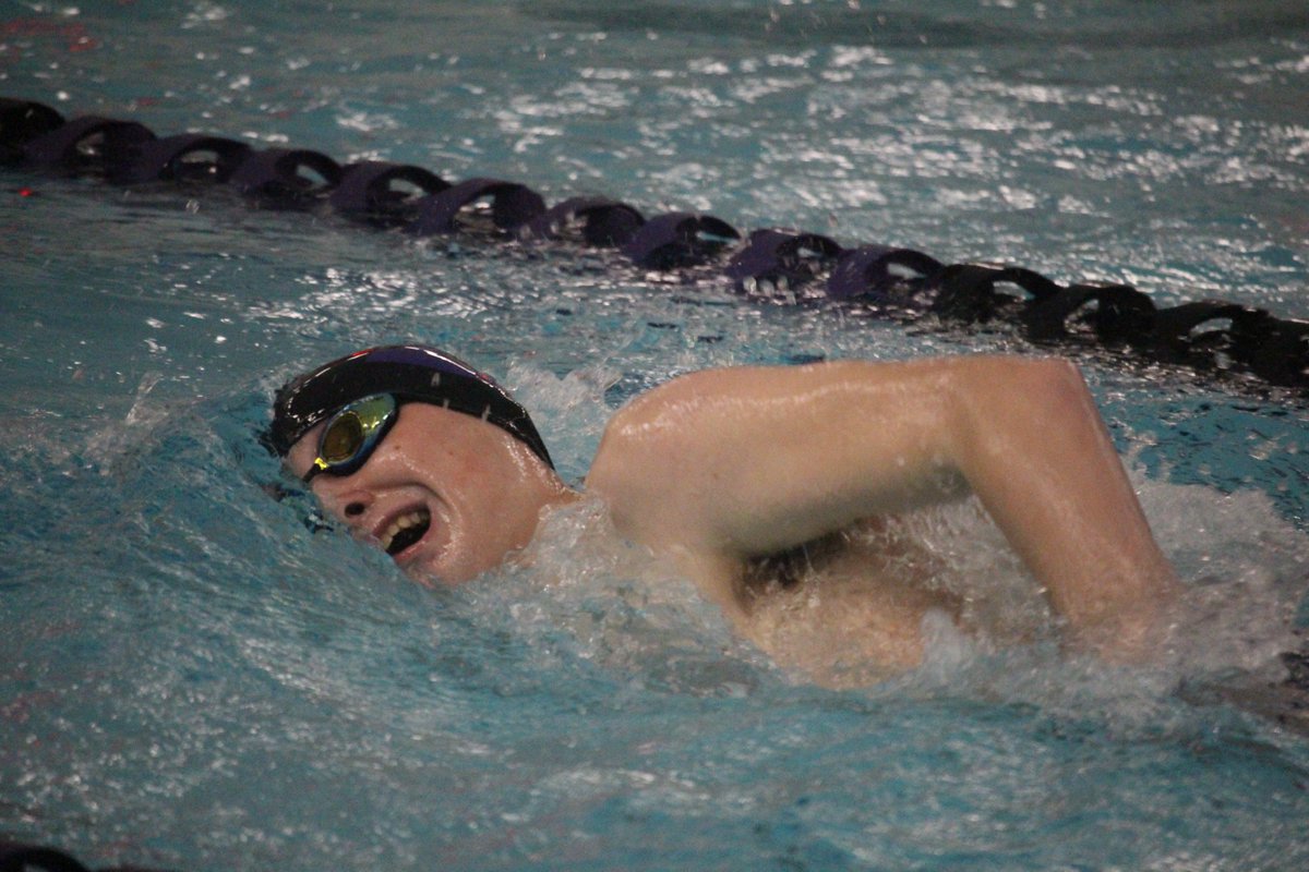 PeterAlbertLind's tweet photo. Some photos of DeForest swimmers from tonight's meet at Waunakee #deforestboysswimming #joehuber #shawncolbrooke #brycemorauske https://t.co/asY7rdi4pN