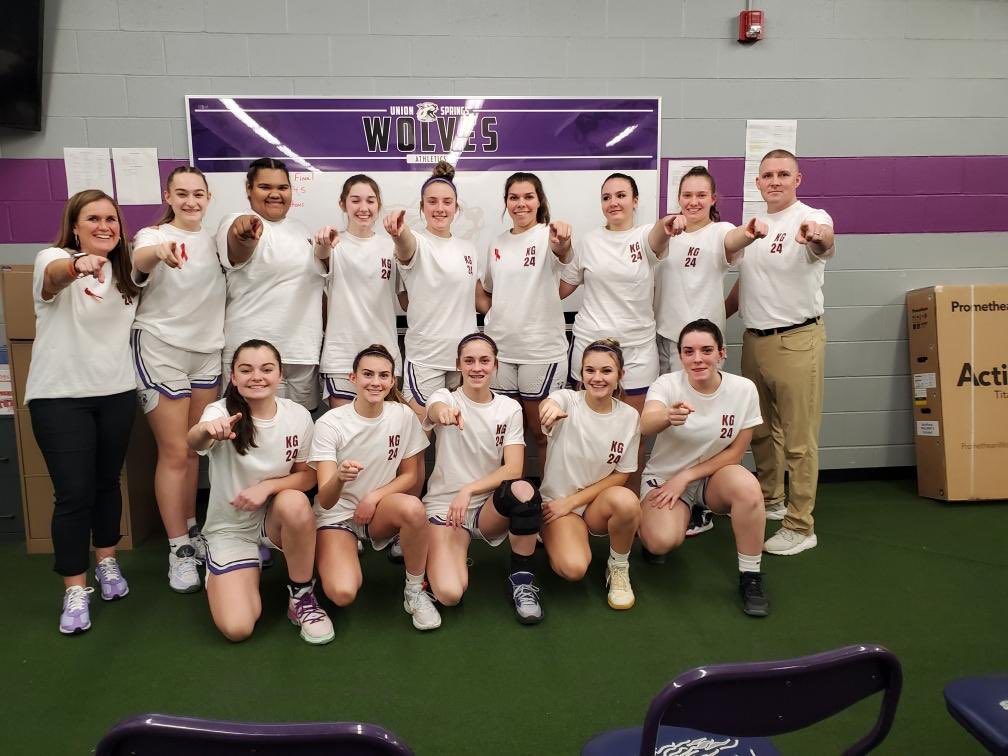 AndyKalet1's tweet photo. Keyonna Garrison and the rest of the Odessa-Montour Varsity Basketball sisters, we got you!!!  Know your in our thoughts, wishing a speedy, healthy recovery!!! 👊🏀💪 https://t.co/HmKjYpXIsO