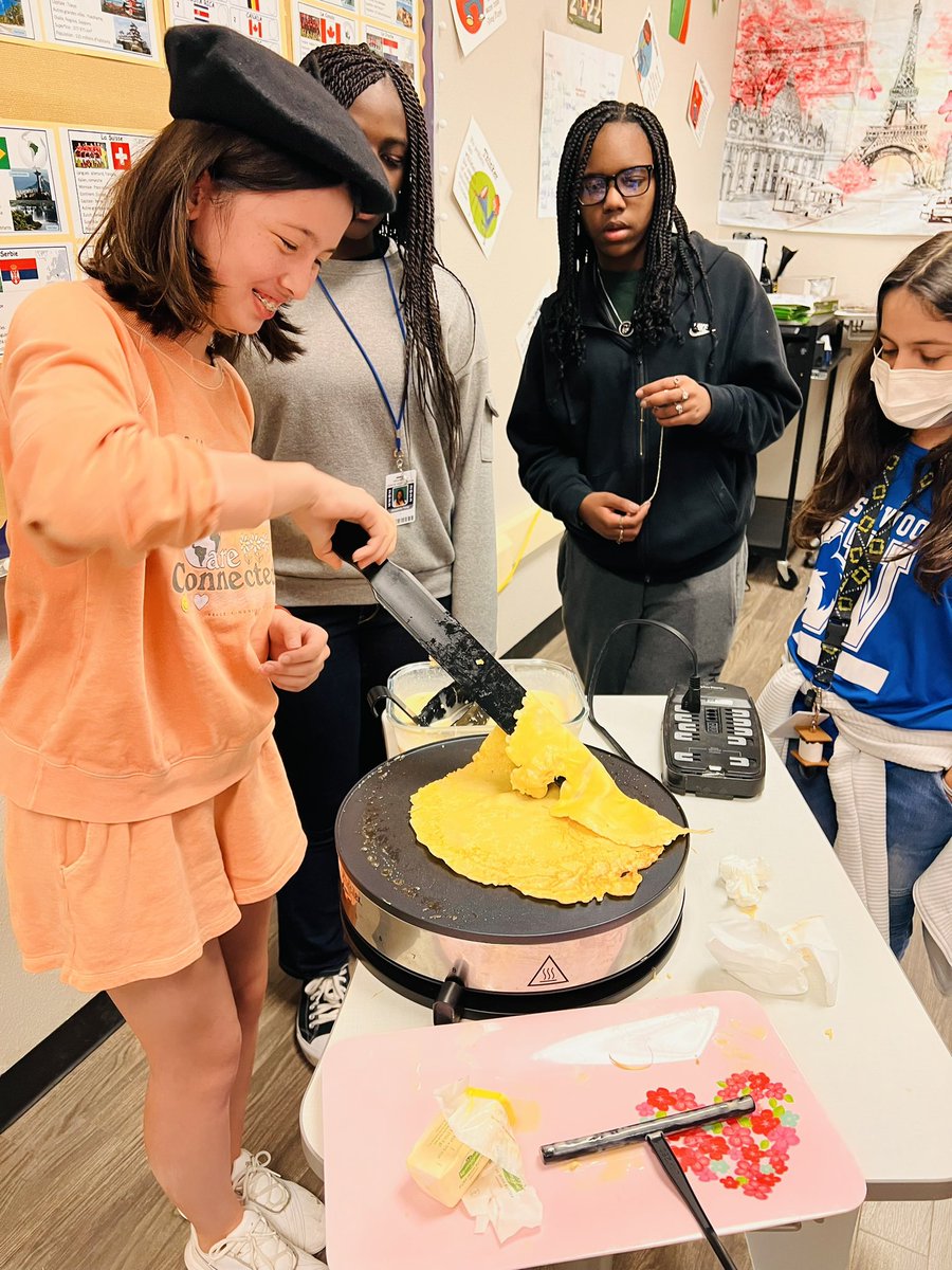 MelatRustom's tweet photo. My French Club students really enjoyed making their own crêpe!🥞 👩‍🍳 👨‍🍳 flipping the cr��pe was their favorite part 😆 @WestwoodJH_RISD #risdbelieves https://t.co/0x0BxlNgqd