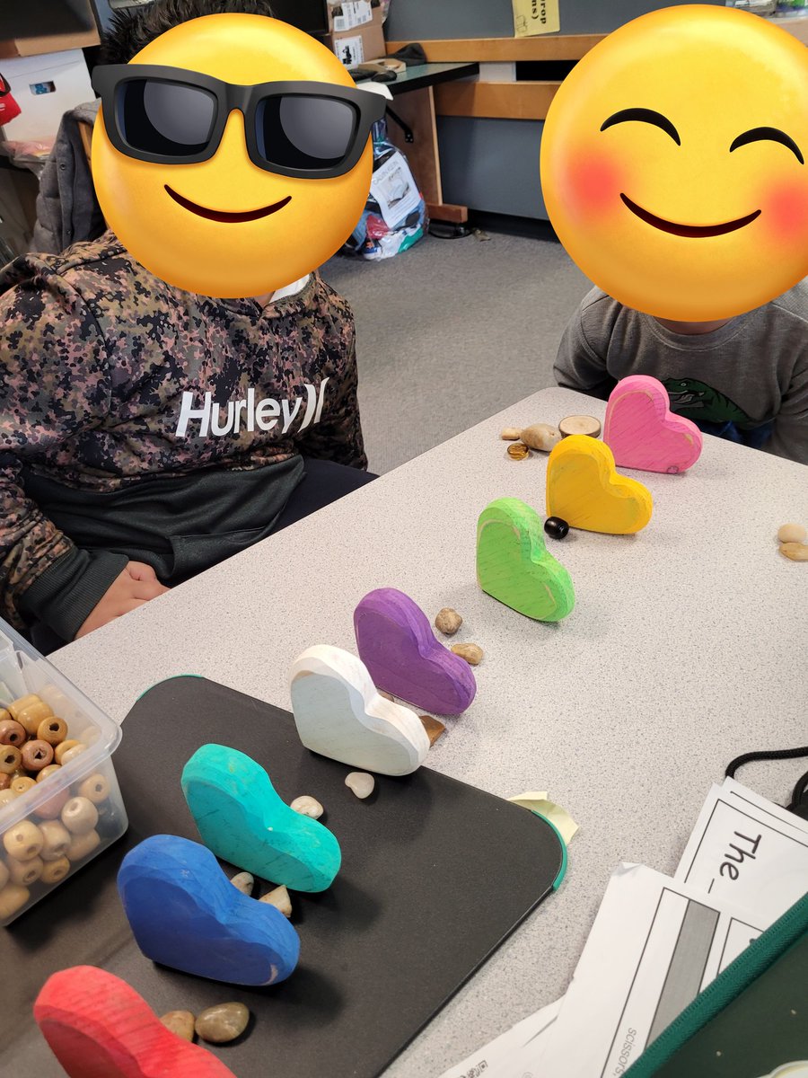 Read Leo + Lea by <a href="/m_wesolowska/">Monica Wesolowska</a> &amp; <a href="/kenardpak/">Kenard Pak</a> and then explored counting and patterns with loose parts play. Thank you <a href="/mselkinsLLC/">Jessica Elkin</a> for the beautifulstory. <a href="/dtla37/">DTLA37</a> <a href="/RILightning/">Richardson Elem</a> <a href="/deltasd37/">DeltaSchoolDistrict</a> what are you favourite books to inspire loose parts play indoors?