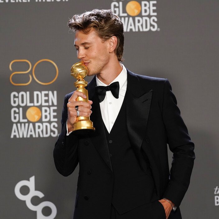 I am so goddamn proud I can’t even express it in words #TheGoldenGlobes