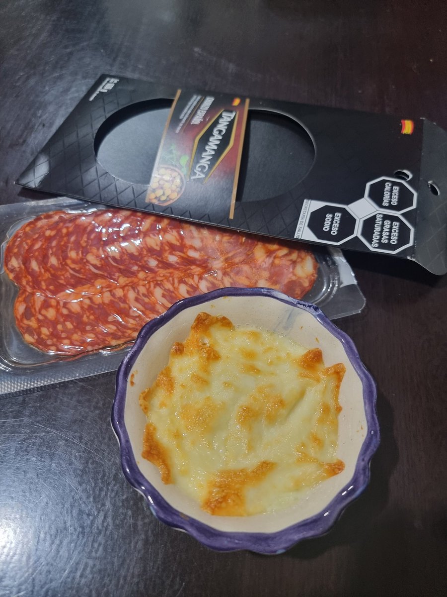 JesusChavezGalv's tweet photo. Día 2 dieta keto!! La dieta me cambia de humor bien cabron 🥲 https://t.co/fzhSnDpNGj