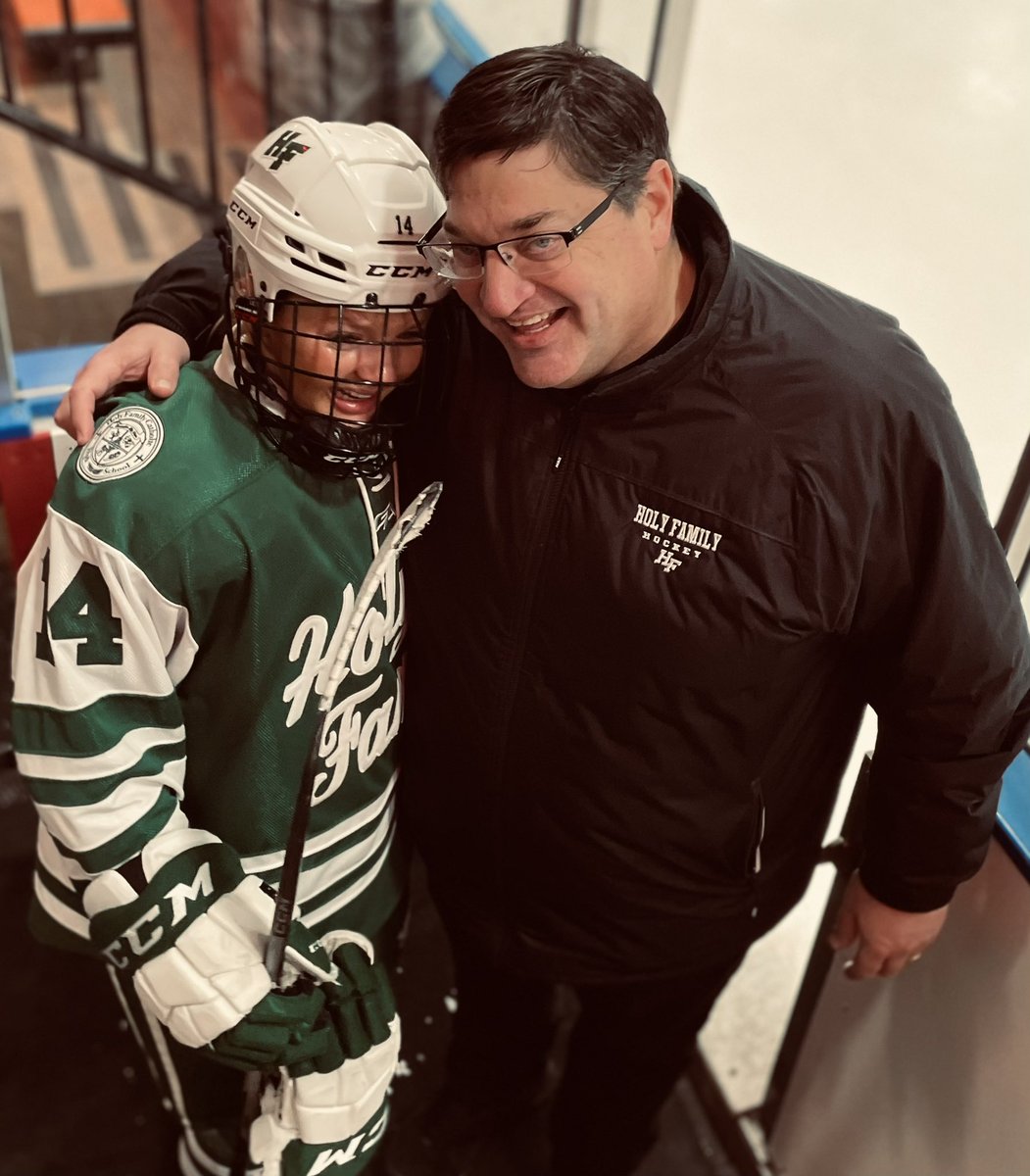 jenkoeppl's tweet photo. Emotions are raw. Last road game for this senior girl and 100th HF win for this guy. I might have shed a tear too❤️ @randykoeppl @taylorkoeppl @HFgirlshockey https://t.co/ORSN2LCAhc