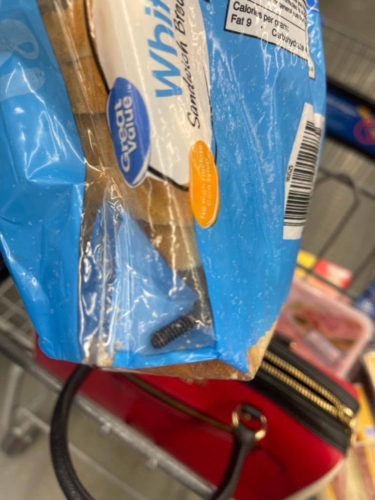 maricamp's tweet photo. @Walmart My sister is shopping at your Fresno, Ca on 3131 N Cedar. What the fuck? #Walmart #Fresno #California https://t.co/Vx7Xj7QDDy