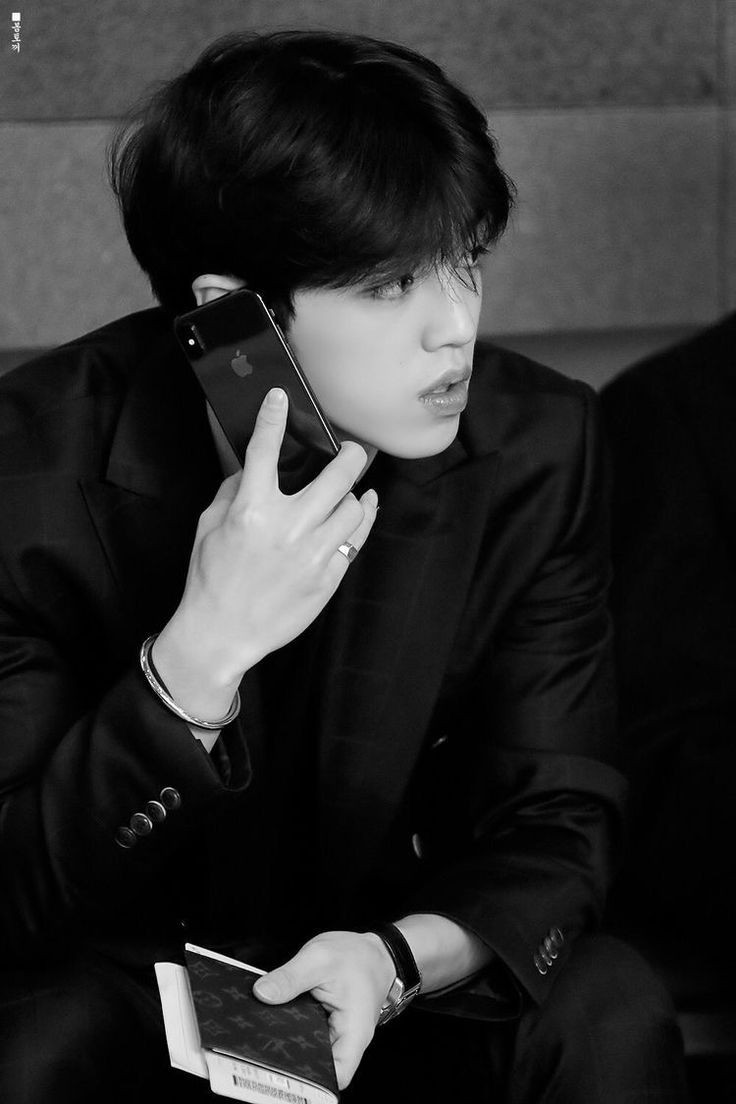 starfess's tweet photo. -guys drop foto/video idol kpop yang aura alphanya kuat dong https://t.co/MjU4GqlAB1