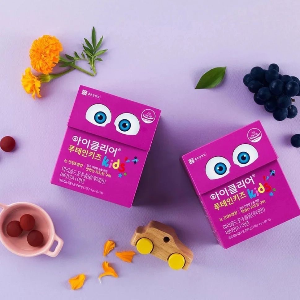makeupchilli's tweet photo. 💰#490฿
🇰🇷 Eye Clear Lutein Kids Jelly ลูทีนบำรุงสายตาสำหรับเด็ก เยลลี่ วิตามิน ลูทีนบำรุงสายตาสำหรับเด็ก แบรนด์ในเครือ Lacto Fit น้องๆที่อ่านหนังสือ ทำการบ้าน สายตาล้าจากการเรียนหรือเล่นโทรศัพท์เป็นเวลานาน
📍1 กล่องมี 60 เม็ด รสองุ่น
#วันละ 1-2 เม็ด
#บำรุงสายตา #ลูทีน #eyeclear https://t.co/a8h9mm0mJk