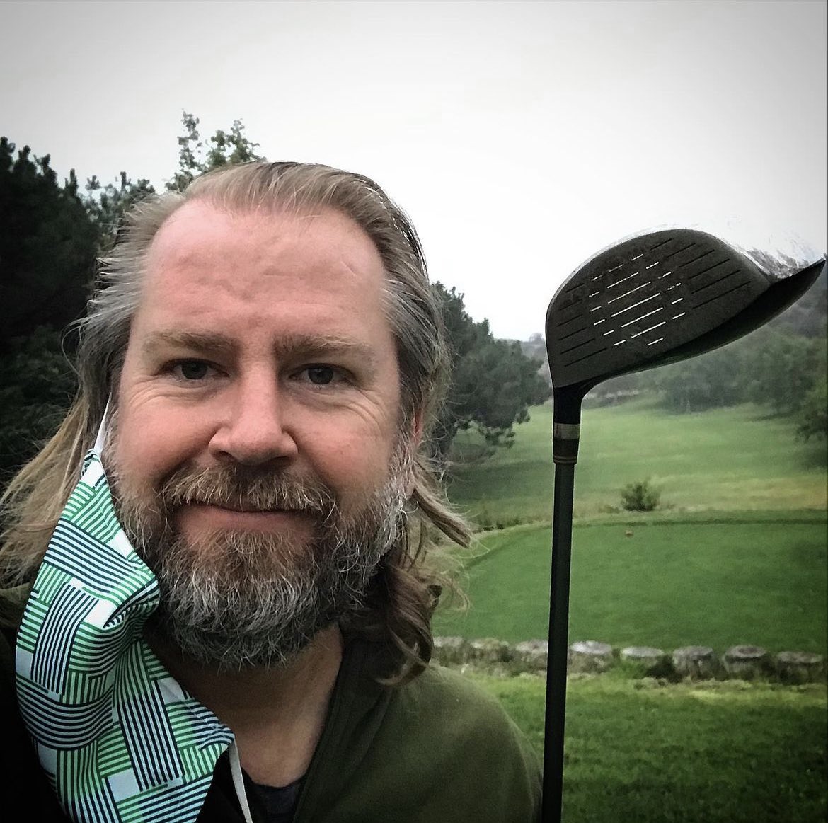golfzooks's tweet photo. Wishing the happiest of birthdays to one of Golfzooks founders, @Mayes2000 seen here sporting his COVID era haircut. #golfzooks #covidhair #pandemicgolf #birthdayboy https://t.co/sYMcVURLgO
