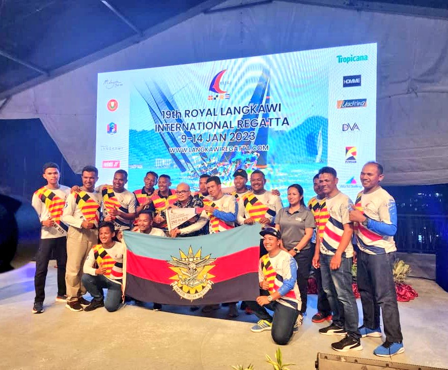 tldm_rasmi's tweet photo. Great start!
Pasukan pelayaran #ATM memulakan cabaran @langkawiregatta 2023 dengan merekodkan kemenangan dalam Club Cruising Class serta tempat kedua dalam Racing Class dan Sports Boat Class.
#MAFUpdate
#LangkawiRegatta23 https://t.co/uYo8ncP3pB
