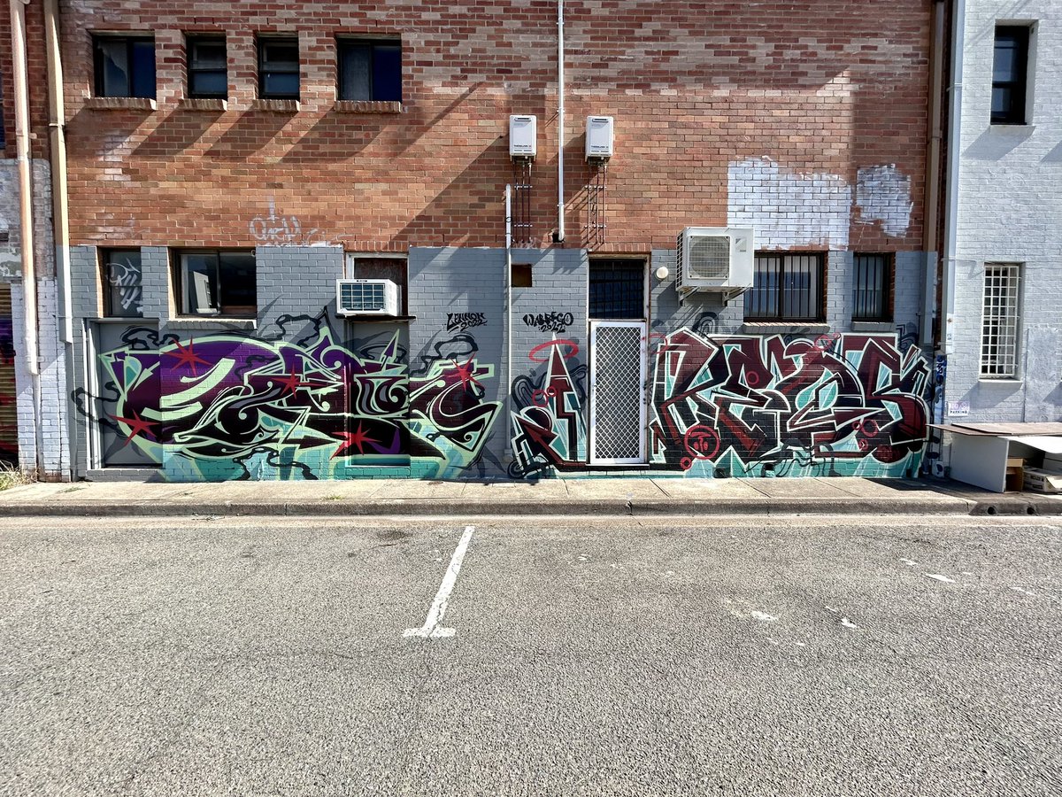 keob22's tweet photo. OLAS x KEOB βπΌβ€οΈβοΈ
.
.
#graffiti #graffitiart #graffitigroovin #graff #art #artistsontwitter #artist #Trending #montanacolours #mtn94 #keob #olas https://t.co/OdkxRfXxtP