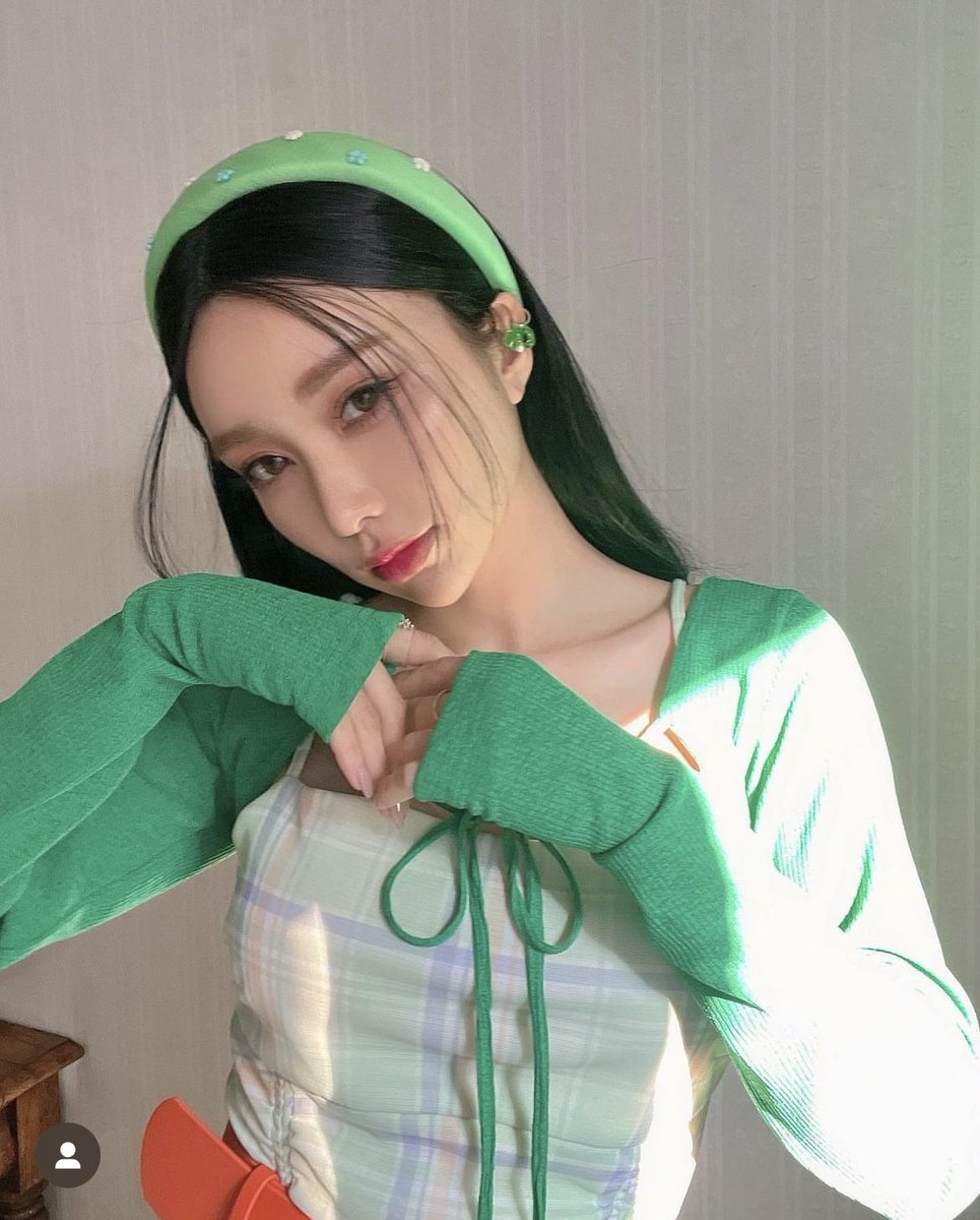 eimyistoire ｵﾌｼｮｰﾙ tops 梯真奈美 ｴｲﾐｰ エイミーイストワール」の梯真奈美が新ブランド、「ジョゼムーン」は
