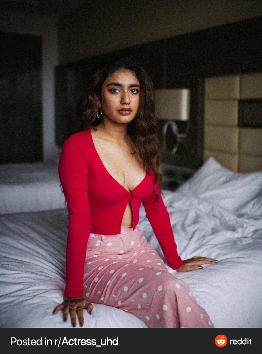 haritributer225's tweet photo. #PriyaPrakashVarrier https://t.co/wS6QEXFjji