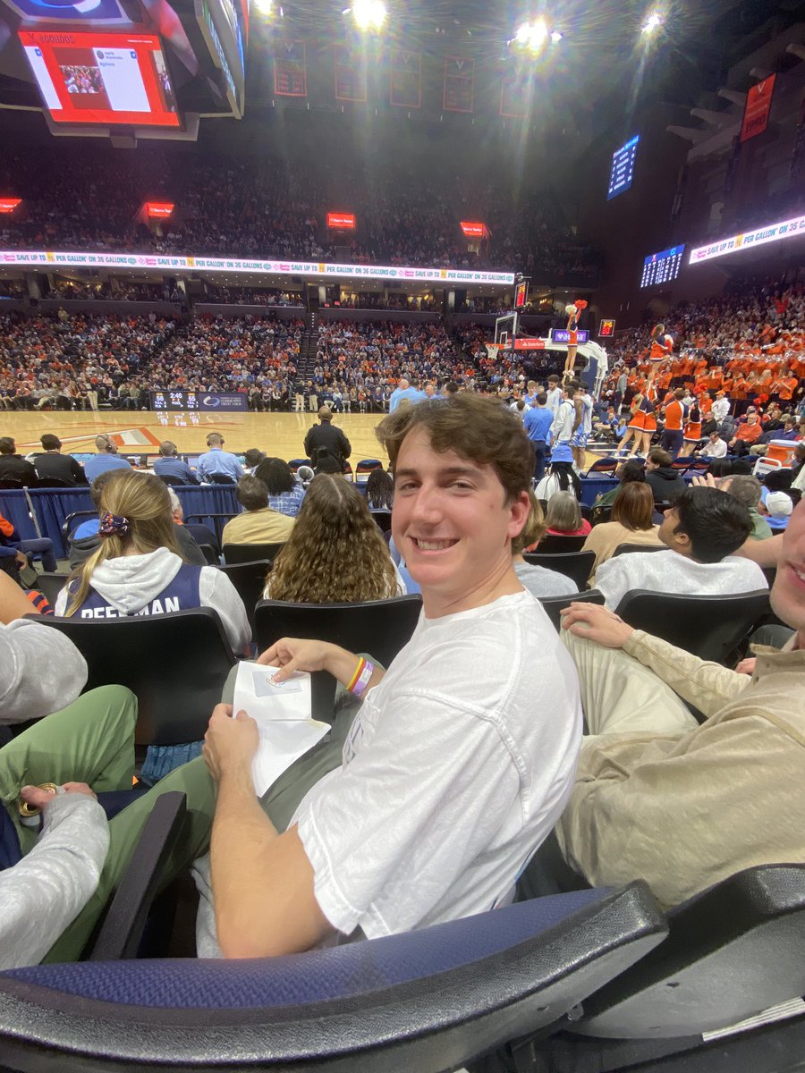 clowenstein29's tweet photo. #GoHoos !!! HARRIS TEETER VIC CARD WINNER!!! #atlantaman #win #yay https://t.co/6JRsXr7gqY
