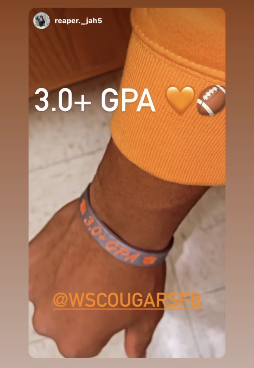 wscougarsfb's tweet photo. Our Academic All-Star Bands were going viral today on IG 🎓 Think our boys like ‘em #Goal1 #Graduate #PawsUP #ScholarAthlete 🎓🏈 https://t.co/7pYO4VvCMs