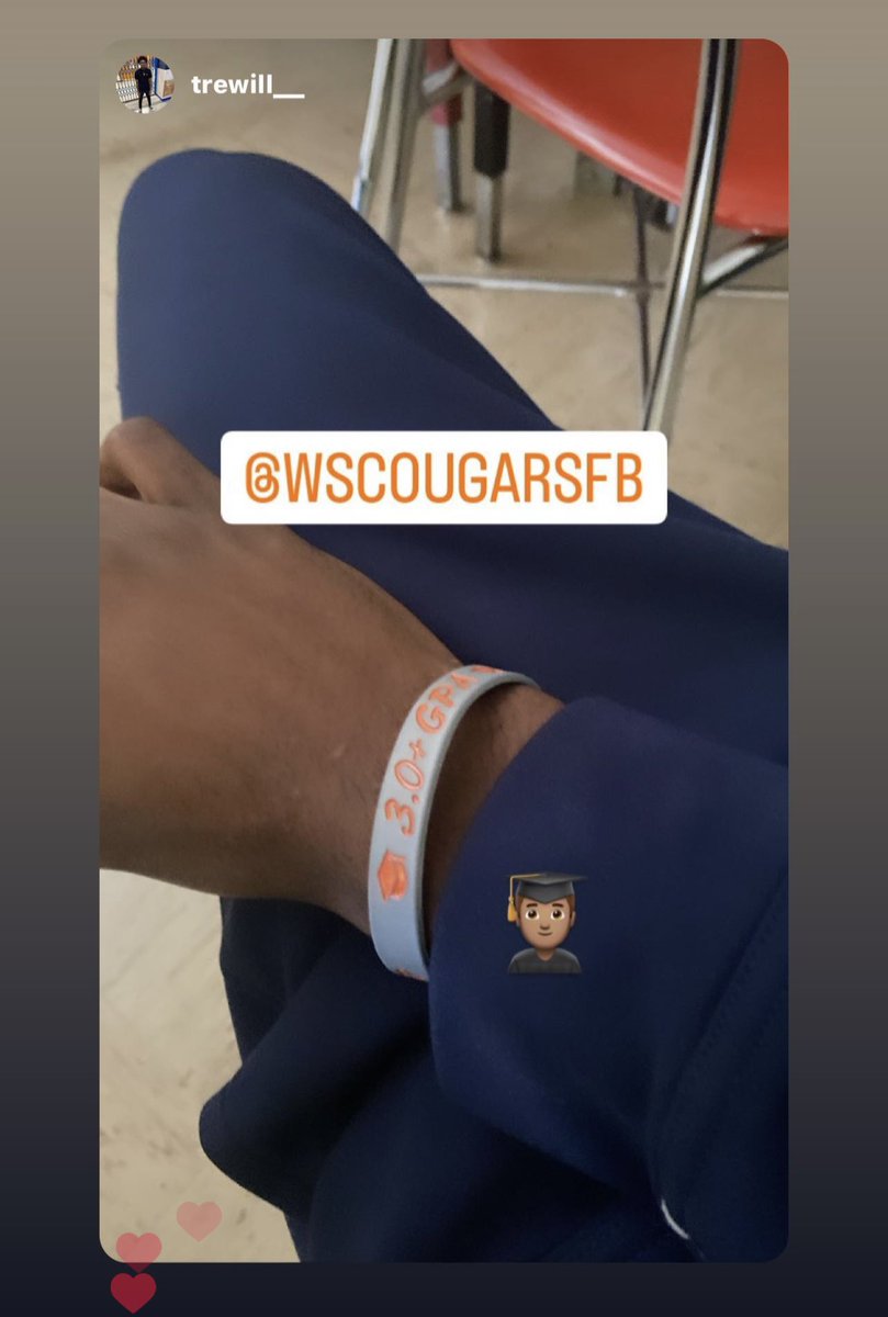 wscougarsfb's tweet photo. Our Academic All-Star Bands were going viral today on IG 🎓 Think our boys like ‘em #Goal1 #Graduate #PawsUP #ScholarAthlete 🎓🏈 https://t.co/7pYO4VvCMs