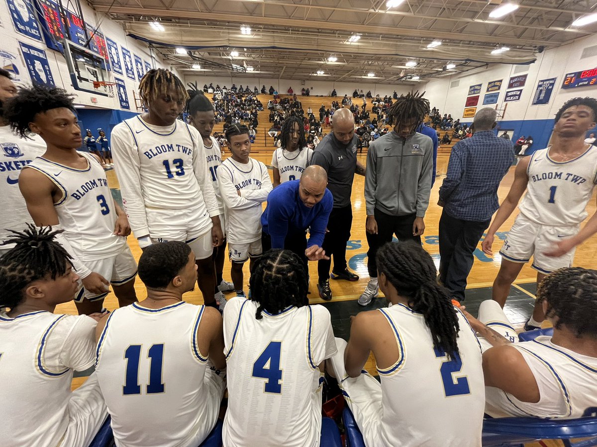 Bloom Township with a comfortable victory over Rich Township 73-59.

Raeshom Harris leads all scores with 19 points for Bloom.