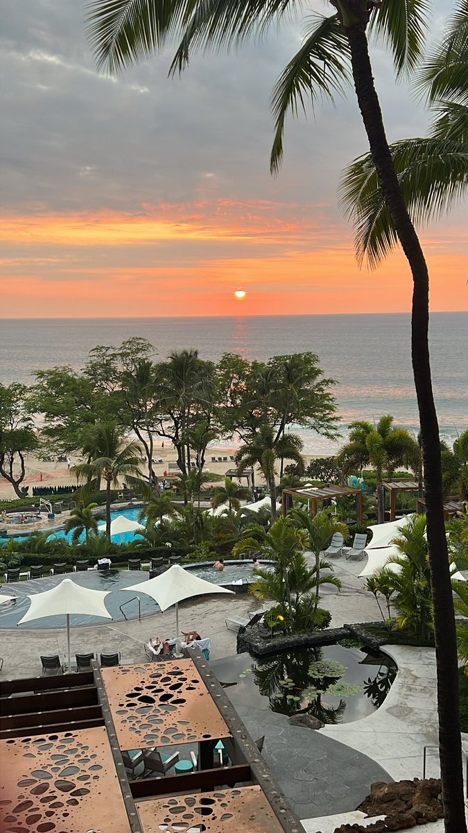 Nothing better than catching up with old friends and making new ones <a href="/MayoRadOnc/">Mayo Clinic Radiation Oncology</a> CME.