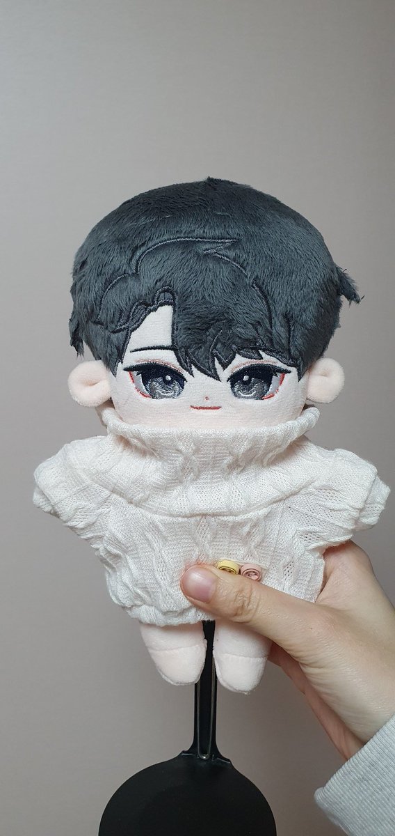 문득 어라 나 왜 이렇게 가상아이돌을 사랑하게 된걸까 라는 의문이 들었따...
(그윽)