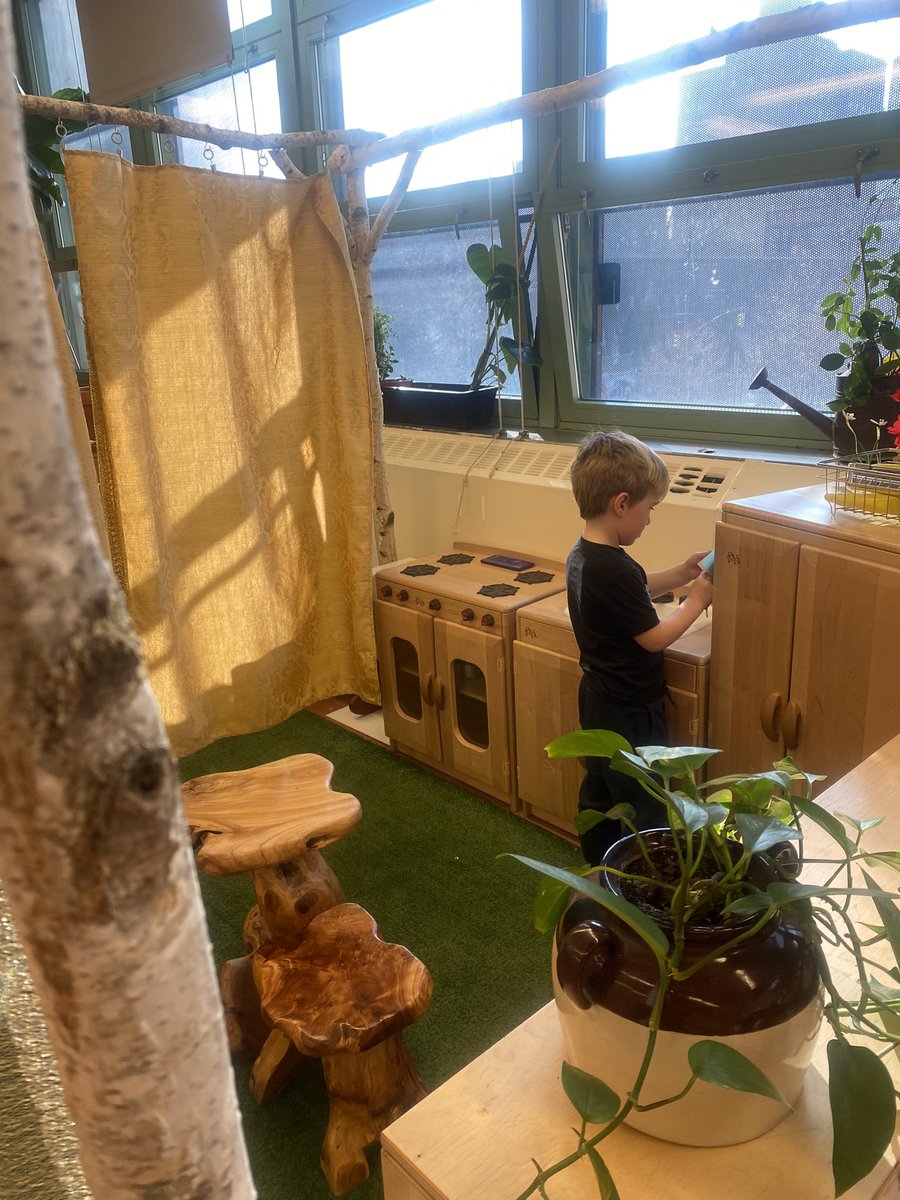 Student voice and choice begins with our youngest learners—pure joy in this Early Childhood classroom in <a href="/CSD_4/">NYC SchoolDistrict 4</a> So grateful for our amazing educators who create these spaces for them! <a href="/cec4eastharlem/">@cec4EastHarlem</a> <a href="/ManhattanCB11/">Manhattan CB11</a> <a href="/NYCSchools/">NYC Public Schools</a> @QCarolyneQ1