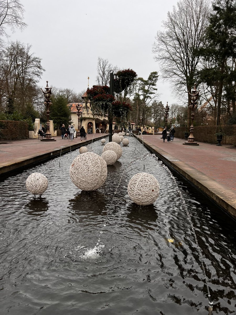 Tijnsworld's tweet photo. Na het luisteren van @KBoodschap gisteren voor het eerst sinds ruim een jaar weer in @Efteling geweest. Abonnement weer geactiveerd . Wat was het heerlijk. En geen paniek aanval 🥰 https://t.co/YGfngINdRU